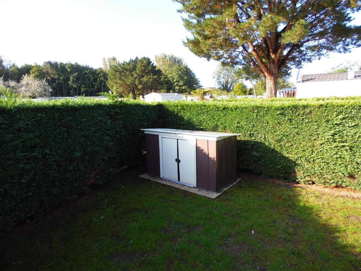 Camping Les Charmettes- Les Mathes Exteriör bild